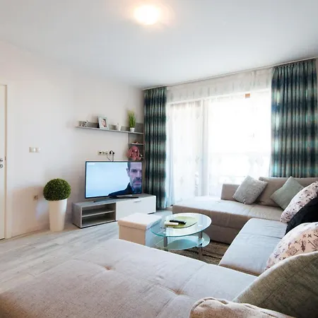 La Luxury Apartman Aranyhomok