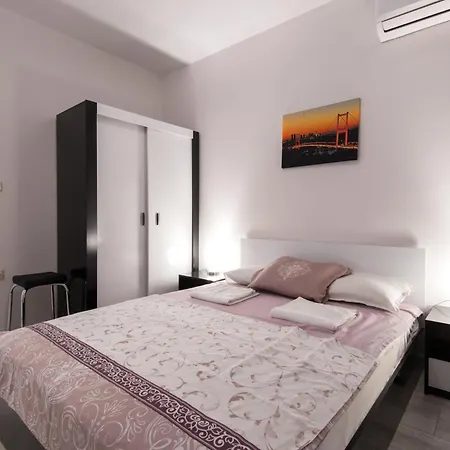 La Luxury * Aranyhomok