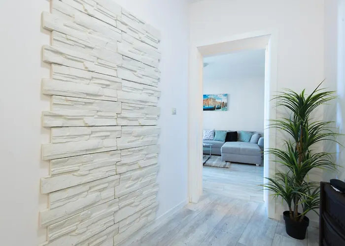 Apartment La Luxury *